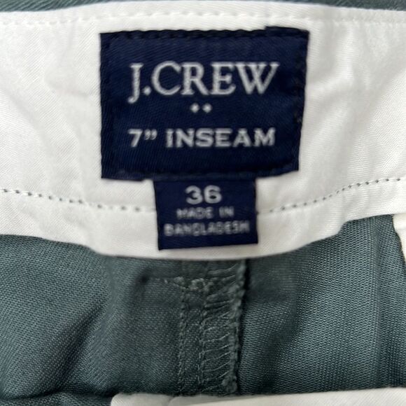 J. Crew Factory 7" flex chino shorts in Dark Eucalyptus size 36 NWOT- Flaw - Picture 6 of 14